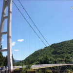 上野スカイブリッジで巨大ヨーヨーを落とす鉄腕ダッシュ&上野村の宿紹介